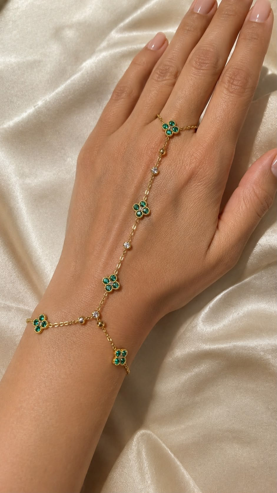 Bracelet de main